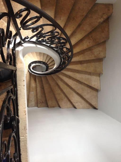 Le Chaleureux 60M2 A 200M Place Stanislas Apartman Nancy Kültér fotó